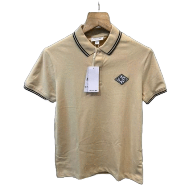 Close-up of Lacoste Polo – ribbed collar and buttons